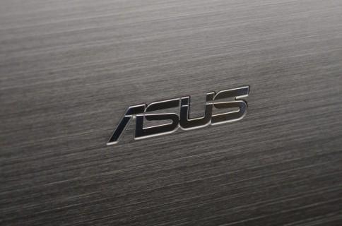 Asus Zenfone 8 Mini potrebbe essere vicino al lancio sul mercato