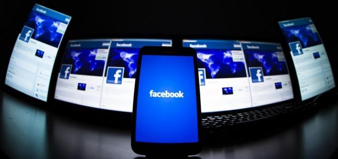 Facebook: il tema scuro sta per arrivare su iOS